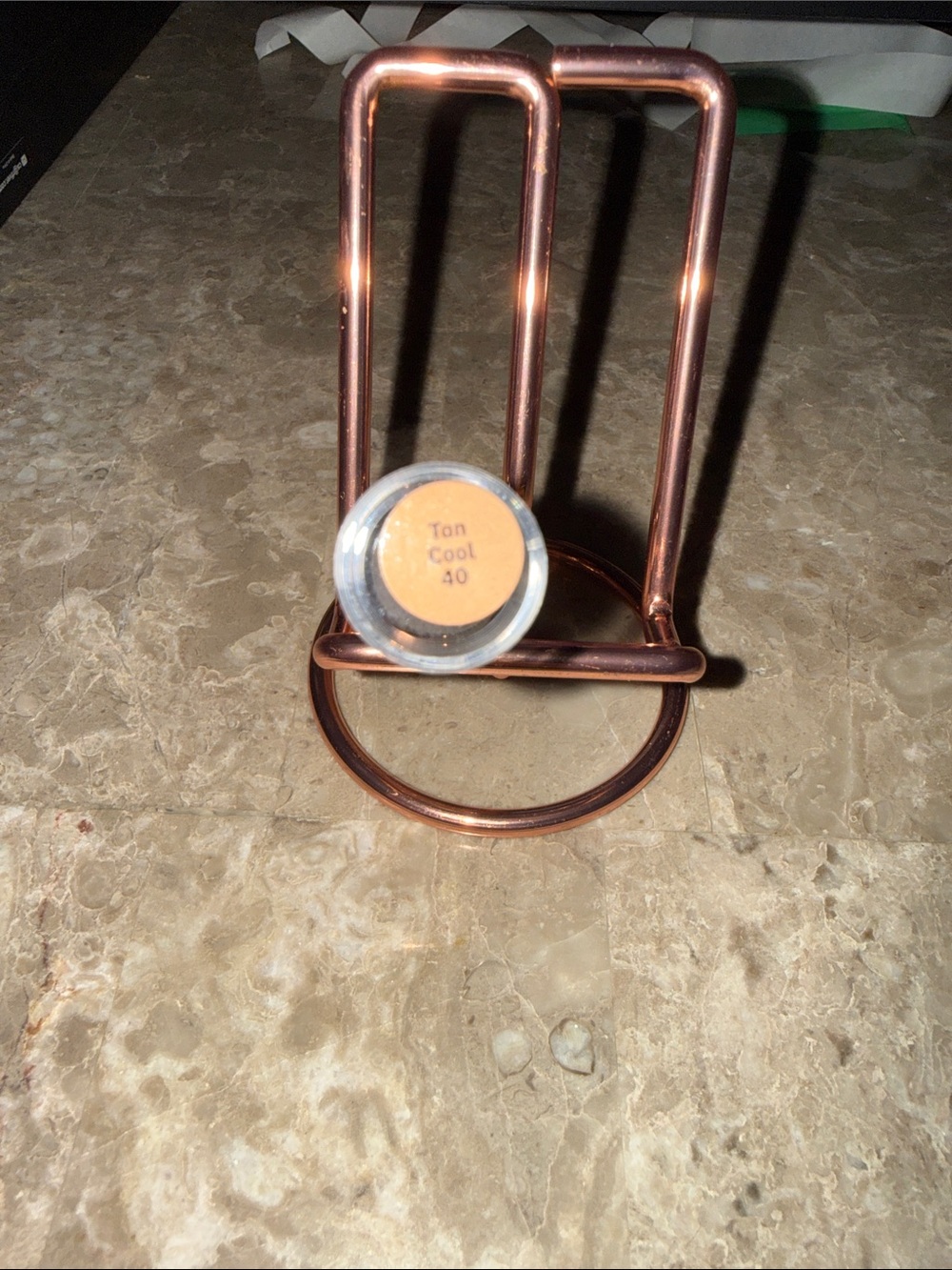 it cosmetics Bye Bye Dark Spots Concealer Serum — Tan cool medium - Picture 2 of 2